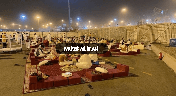 Visiting-Muzdalifah-in-Mecca-Saudi Arabia