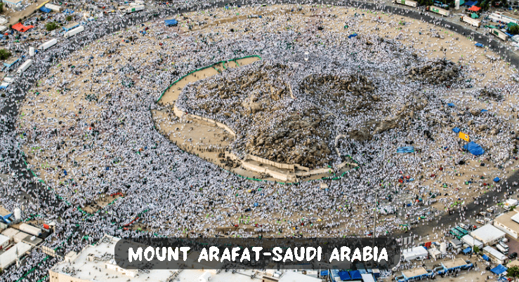 Mount-Arafat-In-Saudi-Arabia