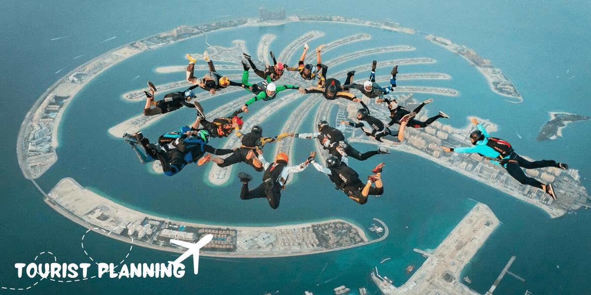 Experience-Skydiving-at-Palm-Jumeirah