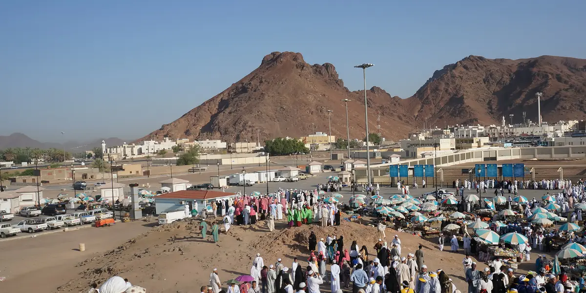 Mount-Uhud-in-Madinah-Saudi-Arabia